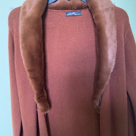 ontwelfth long cardigan with Foxfur trim medium - Picture 2 of 4